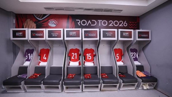 نظرة داخل غرفة ملابس منتخبنا الوطني قبل مباراة غينيا بيساو