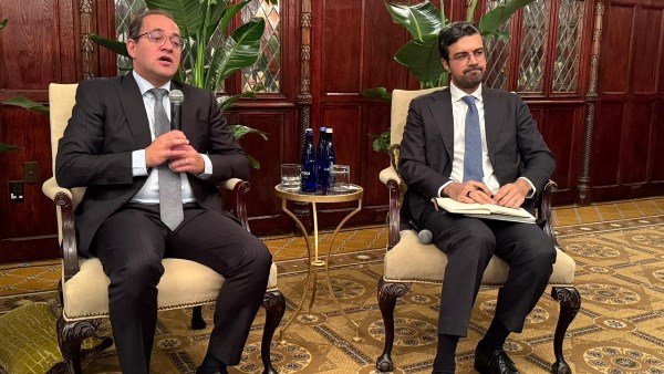 وزير المالية يؤكد نجاح الإصلاحات الاقتصادية في تعزيز الاستقرار والنمو إلى 4.4٪