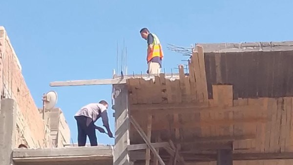 حملات مستمرة لإزالة مخالفات البناء في حدائق أكتوبر للحفاظ على الوجه الحضاري للمنطقة