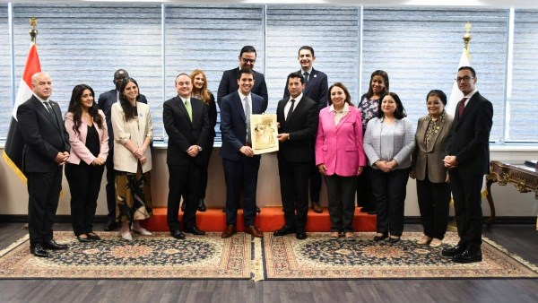 لقاء وزير الرياضة مع الأمين العام المساعد للأمم المتحدة لشؤون الشباب: تفاصيل هامة وآفاق التعاون