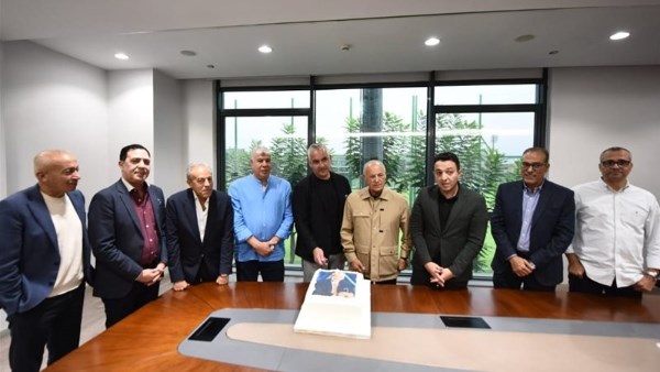 اتحاد الكرة يحتفي بسيف زاهر بعد تعيينه في مجلس الشيوخ