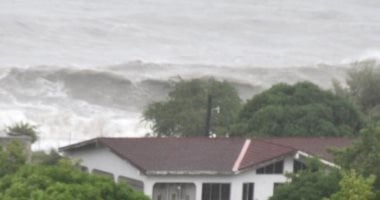 إعصار ميليسا يضرب منطقة الكاريبي بقوة، متسببًا في معاناة أكثر من 700 ألف طفل – فيديو توضيحي