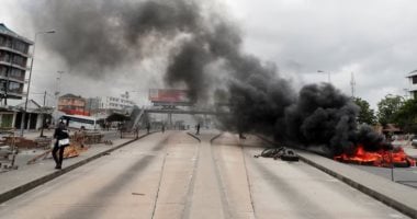 <p><strong>احتجاجات عارمة ومحاولة اقتحام مطار دار السلام: تطورات مثيرة في تنزانيا</strong></p>