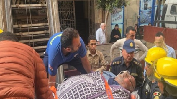 استجابة سريعة من الشرطة لنقل مواطن غير قادر على الحركة إلى المستشفى في ميت غمر