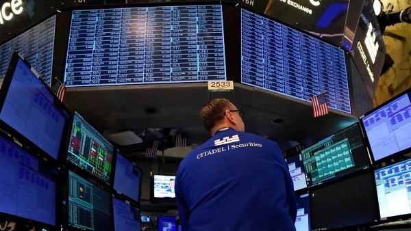 استقرار العقود الآجلة لمؤشرات الأسهم الأميركية مع انطلاق التركيز على نتائج الشركات المالية