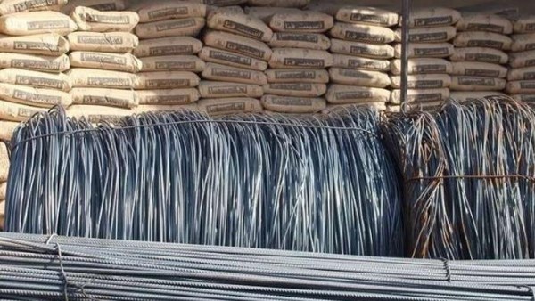 استقرار نسبي في أسعار مواد البناء اليوم مع تباين في أسعار الحديد والأسمنت
