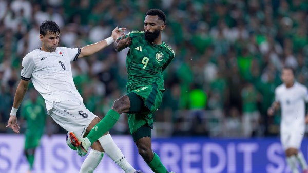 السعودية تتأهل إلى كأس العالم 2026 بعد تعادلها مع العراق