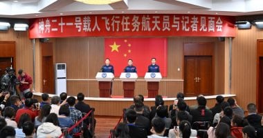 الفئران المحظوظة وأصغر رائد فضاء في مهمة شنتشو-21 الصينية: التفاصيل الكاملة