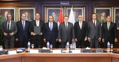 بنك مصر يساهم في مبادرة “افتح حسابك في مصر” لدعم المصريين المغتربين بالتعاون مع البنك المركزي ووزارة الخارجية والهجرة