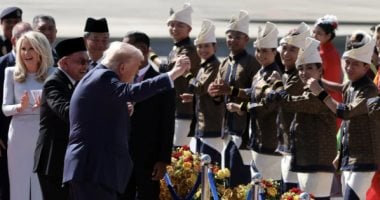 ترامب: كوريا الجنوبية ملزمة بدفع 350 مليار دولار مقابل تخفيض الرسوم الجمركية