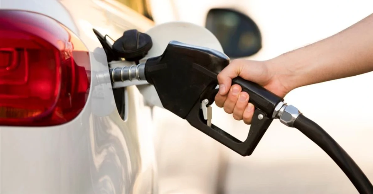 ترقب كبير في الخليج حول أسعار البنزين الجديدة لشهر نوفمبر يثير النقاش