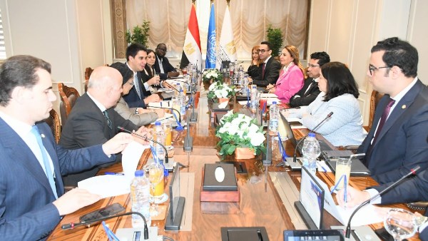 تعزيز قدرات النشء والشباب من خلال شراكات بين وزارة الرياضة والأمم المتحدة