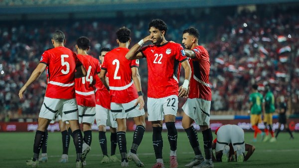 حسن مصطفى: منتخب مصر يواجه تحديات دفاعية في أمم إفريقيا