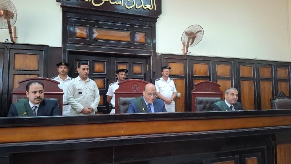 رئيس جمعية بأسيوط يواجه 10 سنوات سجنًا بعد استيلائه على مليون جنيه وعزله من منصبه مع تغريمه