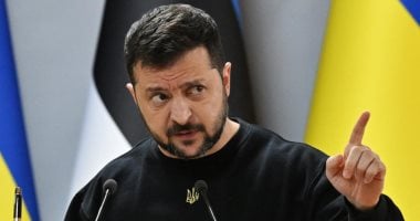 زيلينسكي: نؤكد استعدادنا للسلام مع الحفاظ على سيادتنا territorial integrity