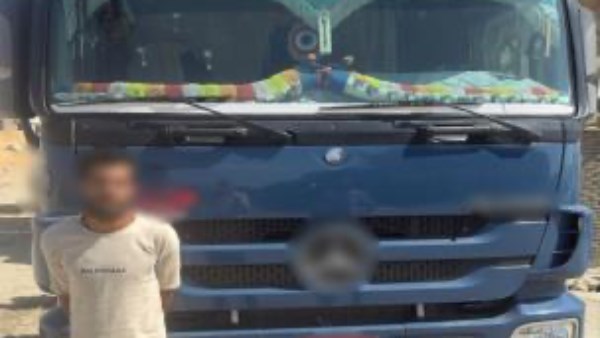 سائق شاحنة ثقيلة يُقبض عليه بعد دهسه شخصاً ونجليه في البساتين