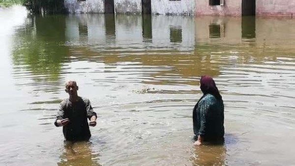 طفل يسقط في مياه ترعة بالغربية والأم تقفز لإنقاذه بمساعدة الجيران