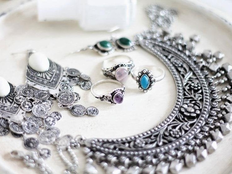 مهدد بالزيادة .. سعر جرام الفضة اليوم 23\10\2025 في مصر