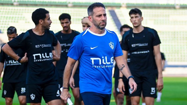 فيريرا يشرف على تدريبات الزمالك البدنية استعدادًا لمواجهة ديكيداها الصومالي