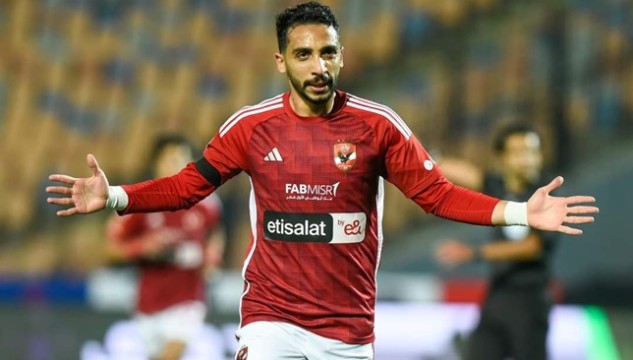 كريم فؤاد يقترب من العودة لتدريبات الأهلي خلال 10 أيام بعد تحسن حالته الصحية