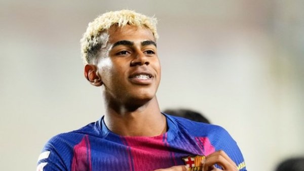 لامين يامال يستعد للعودة.. خطة تدريجية لإشراكه قبل الكلاسيكو