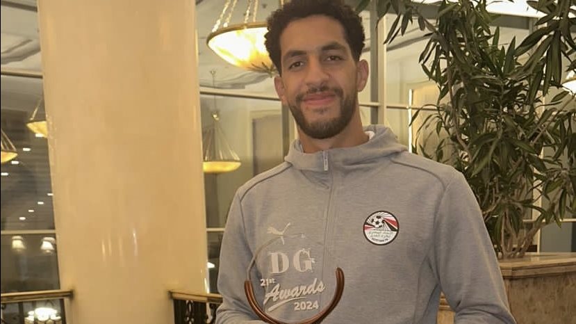 مصطفى شوبير: لا أملك كلمات تعبر عن مدى تعب أمي من أجلي