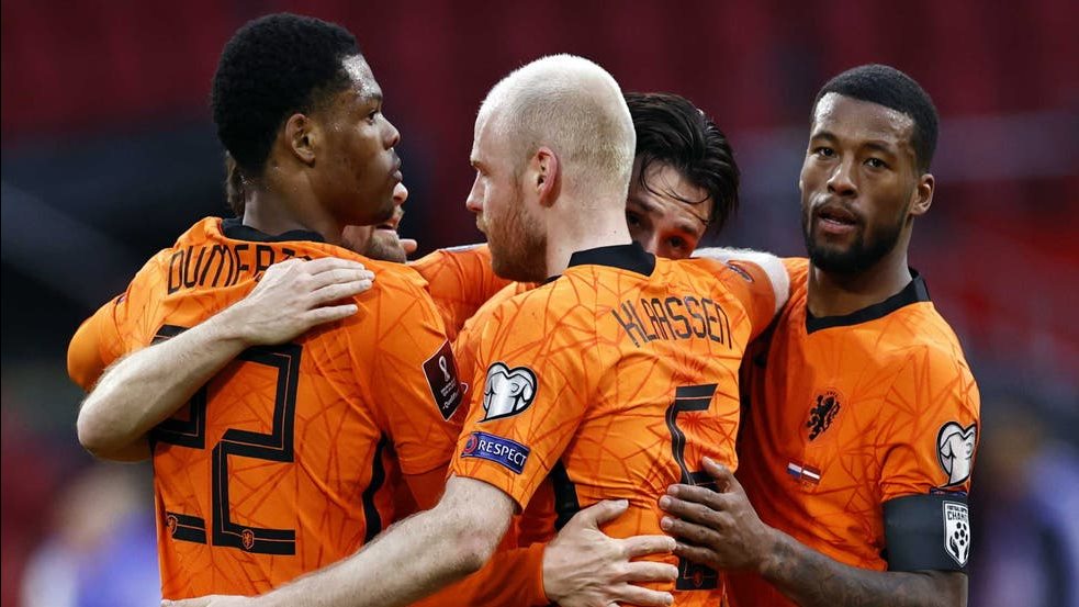 هولندا تحقق فوزاً ساحقاً على فنلندا برباعية في تصفيات كأس العالم