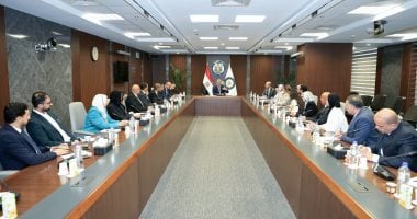 وزير البترول: أهمية التكنولوجيا والذكاء الاصطناعي في تعزيز الأداء والإنتاج