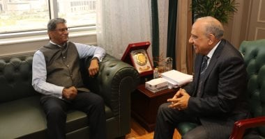 وزير الكهرباء يلتقي سفير الهند في القاهرة لاستكشاف فرص التعاون المشترك