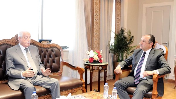 وزير قطاع الأعمال يجتمع مع مستشار الرئيس ومحافظ الشرقية لبحث سبل تعزيز التعاون