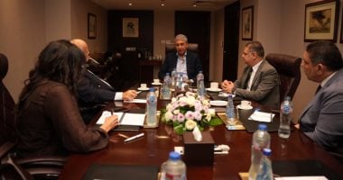 اجتماع وزير السياحة مع رئيس المجلس العالمي للسفر لتعزيز استثمارات القطاع السياحي في مصر