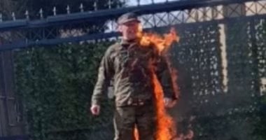 الإعلام العبري يكشف تفاصيل هوية الشرطي الإسرائيلي الذي أقدم على إضرام النار في جسده