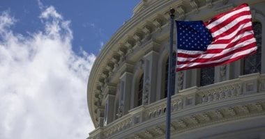 انخفاض ثقة المستهلك الأمريكي: تحليل مؤشر ميشيغان وأسباب تراجعه في نوفمبر