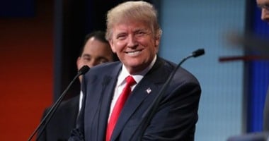 ترامب يكشف النقاب عن حمام لينكولن الفاخر في البيت الأبيض: رخام فاخر وصنبور ذهبي