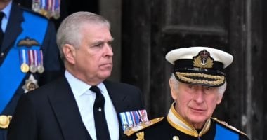 تفاصيل تسوية مالية من أموال الملك تشارلز لنقل الأمير أندرو إلى حياة عادية