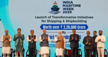 رئيس وزراء الهند يشجع الاستثمارات العالمية في قطاع البحرية الهندي