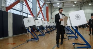 زهران ممداني يشارك في التصويت بانتخابات عمدة نيويورك