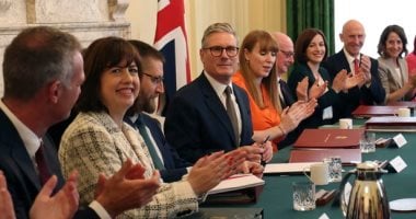 شبح جيفري إبستين يلاحق كير ستارمر في داونينج ستريت: تفاصيل مثيرة تتكشف