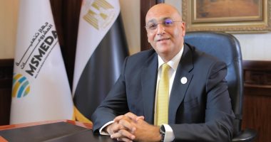 عرض منتجات شباب جهاز تنمية المشروعات في متجر الهدايا بالمتحف المصري الكبير