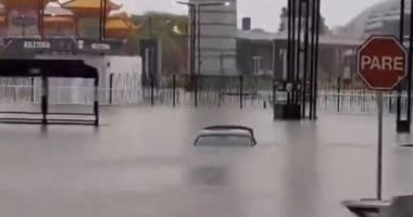 فيضانات فيتنام تودي بحياة 42 شخصًا بعد هطول أمطار غزيرة تجاوزت مليون متر مكعب