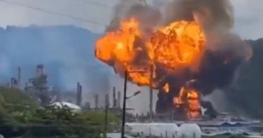 مصرع 6 أشخاص وإصابة 5 آخرين جراء حريق في مستودع للعطور بتركيا