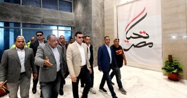 وزير الإسكان يقوم بجولة تفقدية في برج LD08 ومجمع مزارين بمدينة العلمين الجديدة