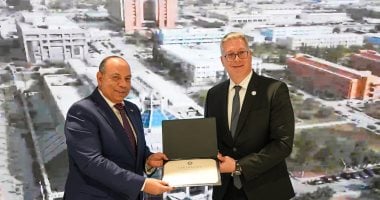 وزير البترول يكرم إنبي وبتروجت وصان مصر خلال فعاليات أديبك 2025