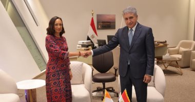 وزير السياحة والآثار يستقبل وزيرة الثقافة الإيفوارية في زيارة رسمية لمصر