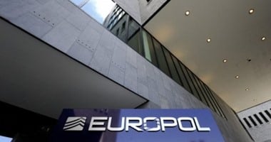 يوروبول تعلن عن جهودها لتسريع اعتماد تقنيات الذكاء الاصطناعي في مواجهة الجريمة المنظمة