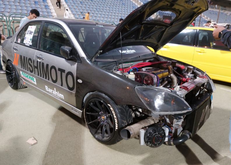 جانب من تجمع السيارات المعدلة