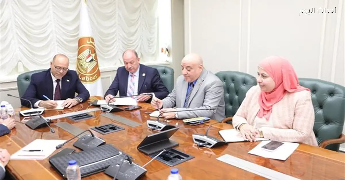 تسهيل الاستثمار وتطبيق قانون العمل الجديد لتحسين البيئة الاقتصادية