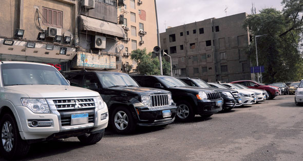 معارض السيارات