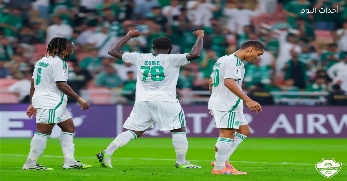 الأهلي السعودي يجدد عقد لاعبه حتى 2028