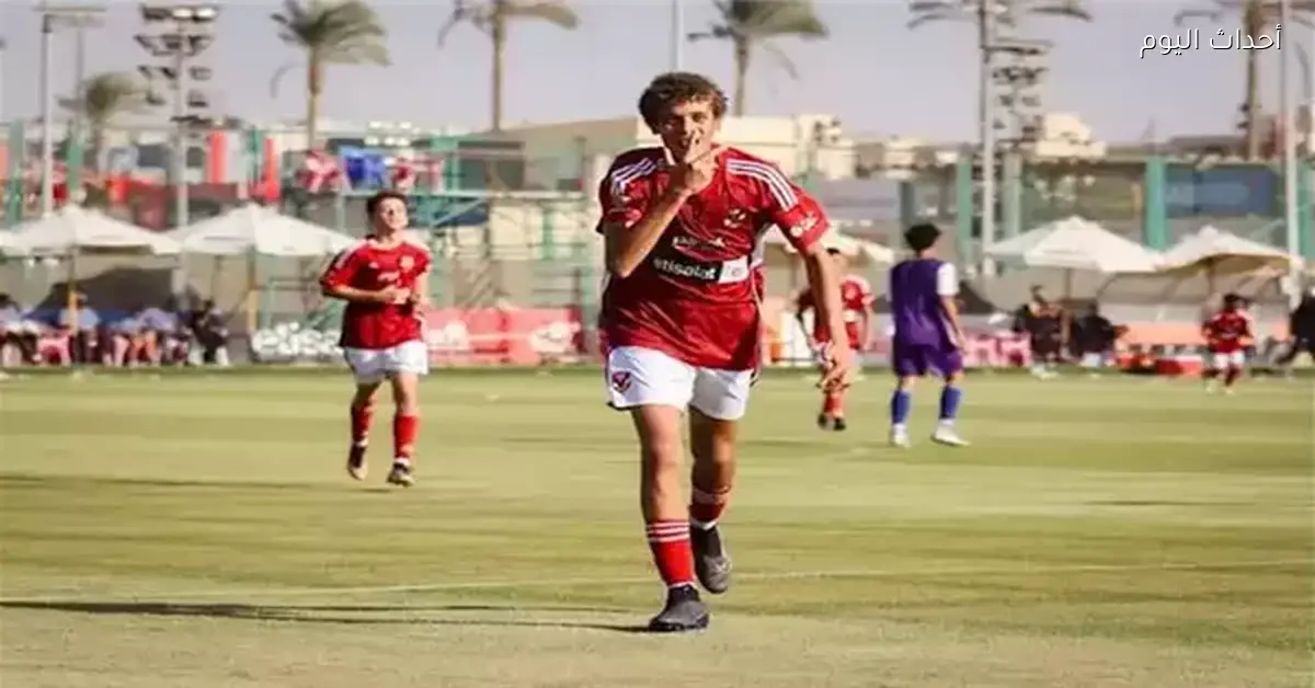 الأهلي يطلب من عبد الكريم الهدوء في ظل تمسكه ببرشلونة وبايرن ولشبونة ينتظران التطورات